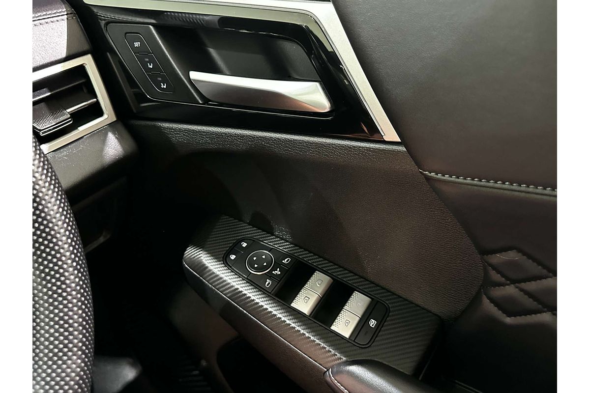 2024 Mitsubishi Outlander PHEV GSR ZM