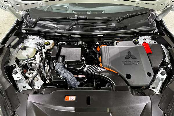 2024 Mitsubishi Outlander PHEV GSR ZM