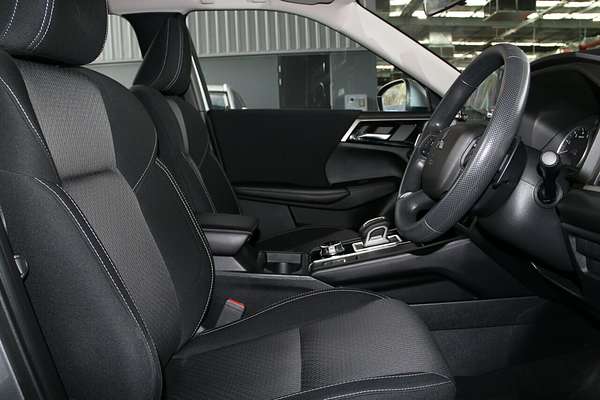 2021 Mitsubishi Outlander ES ZM