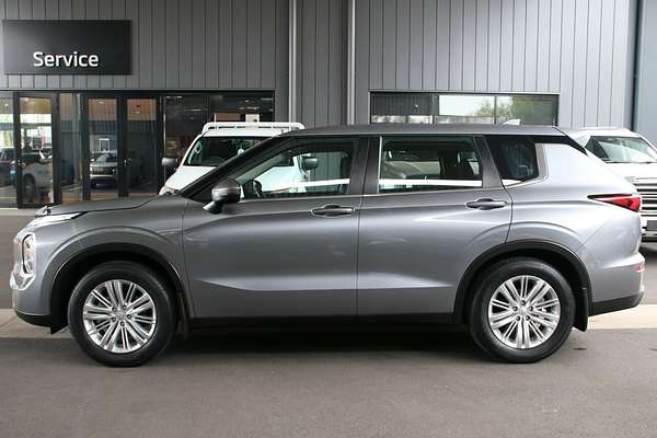 2021 Mitsubishi Outlander ES ZM