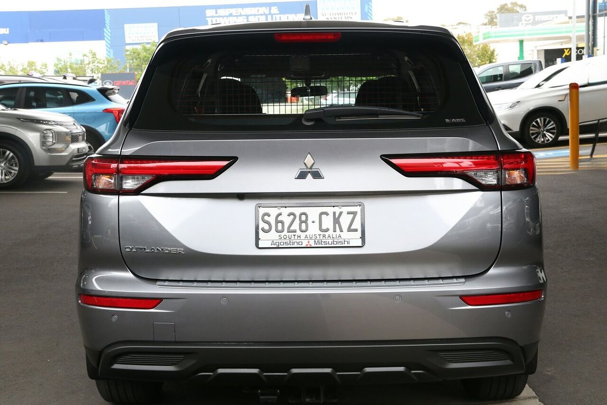 2021 Mitsubishi Outlander ES ZM