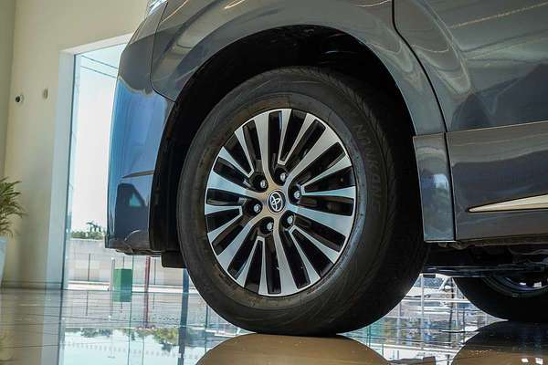 2019 Toyota Granvia GDH303R