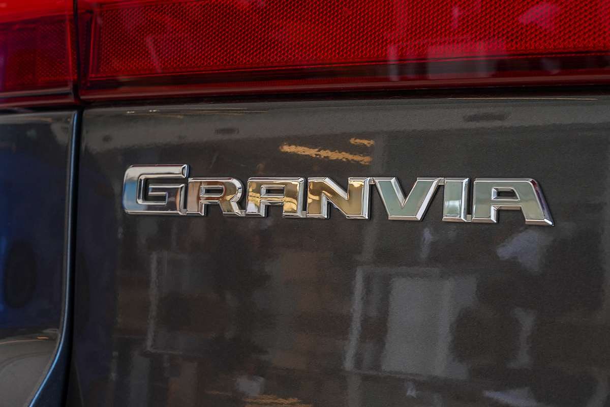 2019 Toyota Granvia GDH303R