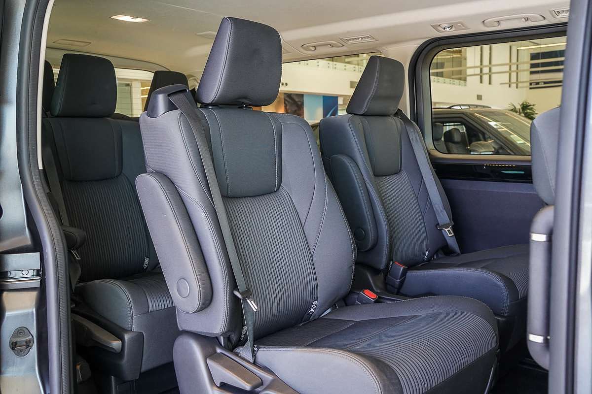 2019 Toyota Granvia GDH303R