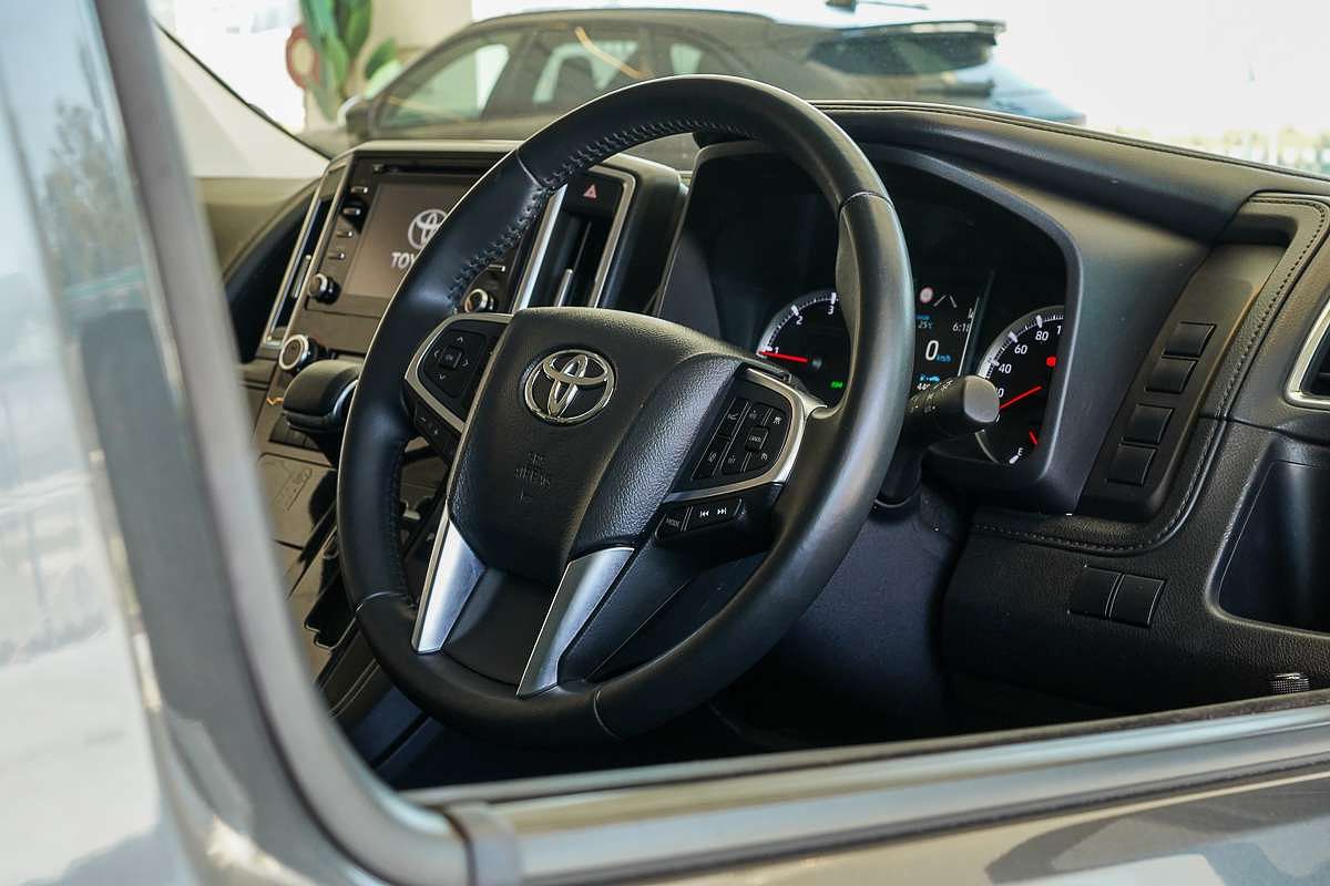 2019 Toyota Granvia GDH303R