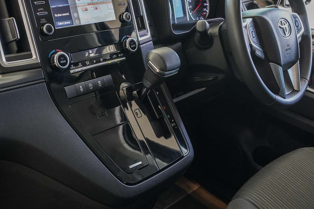 2019 Toyota Granvia GDH303R