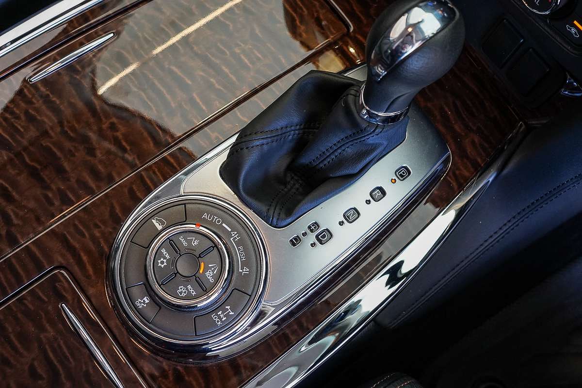 2024 Nissan Patrol Ti Y62