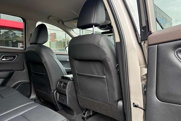 2024 Nissan X-TRAIL ST-L T33