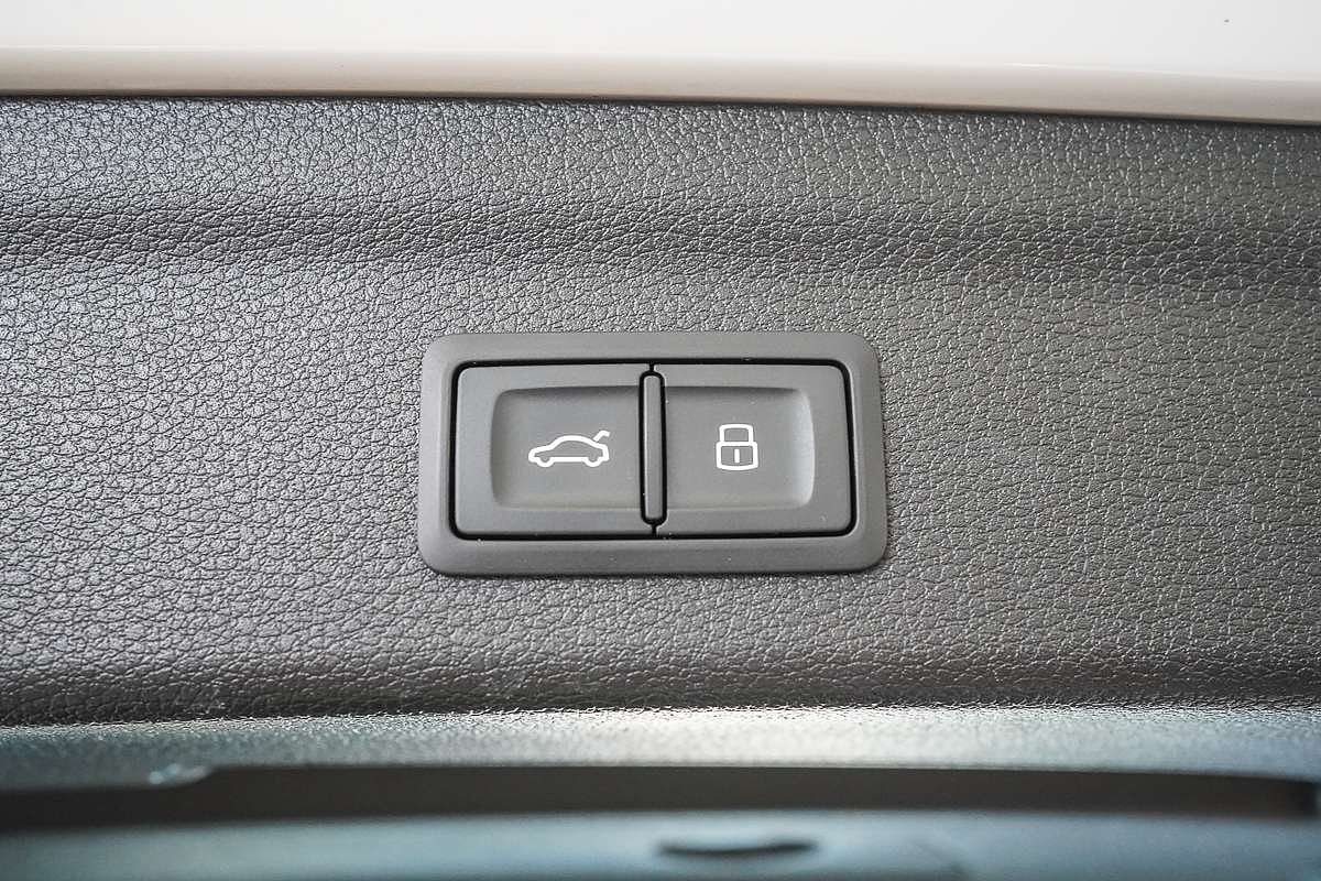 2019 Audi Q3 35 TFSI F3