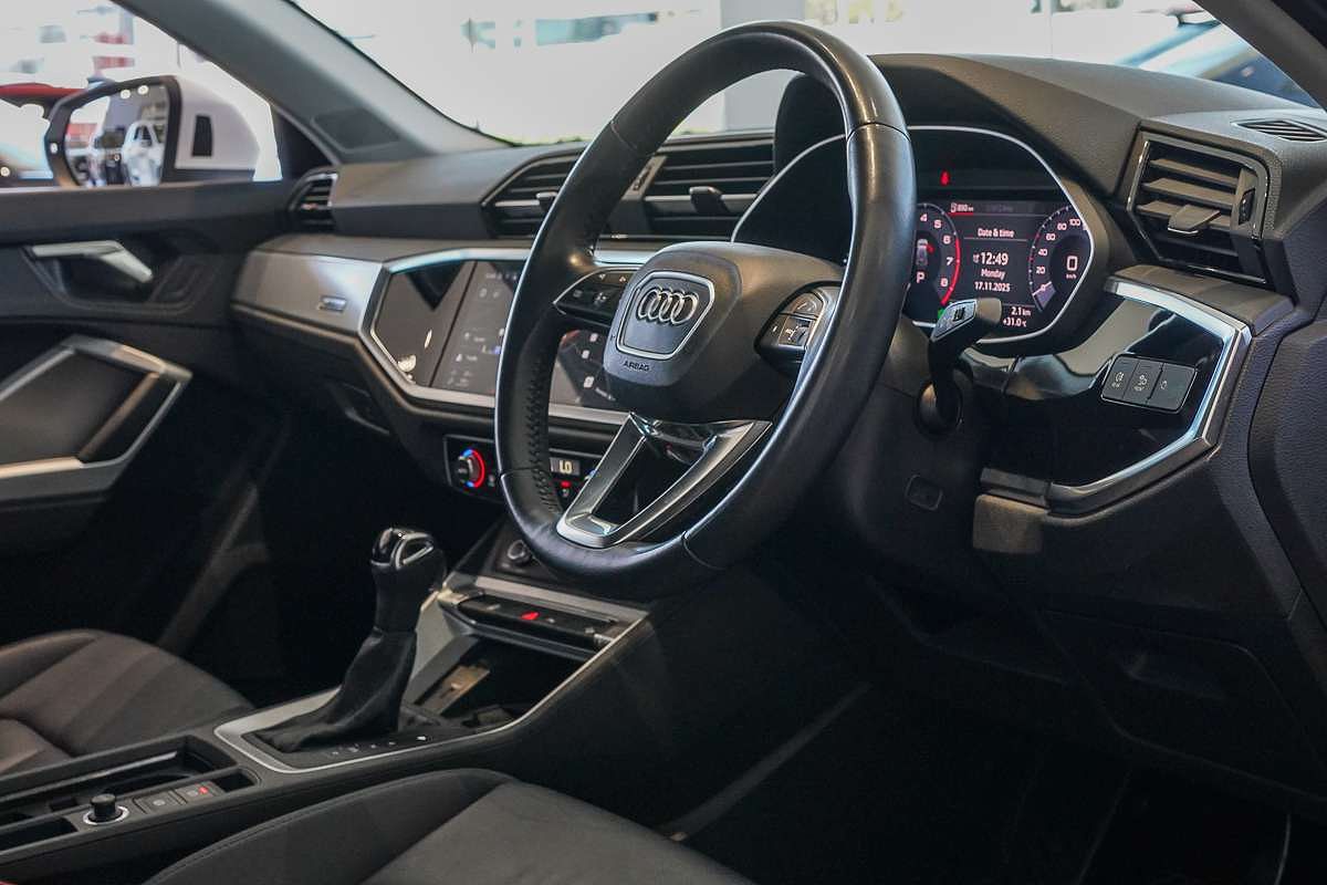 2019 Audi Q3 35 TFSI F3