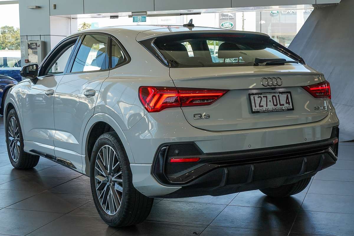 2022 Audi Q3 35 TFSI S line F3