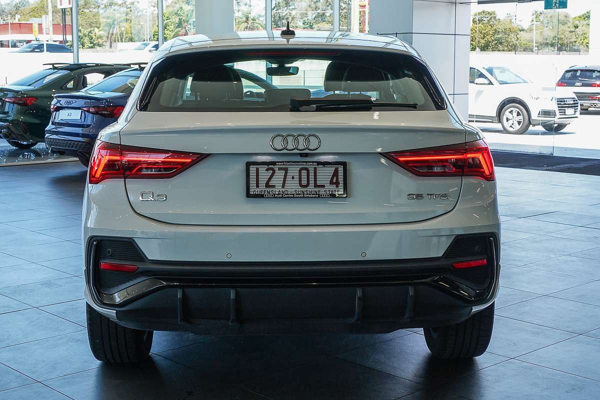 2022 Audi Q3 35 TFSI S line F3