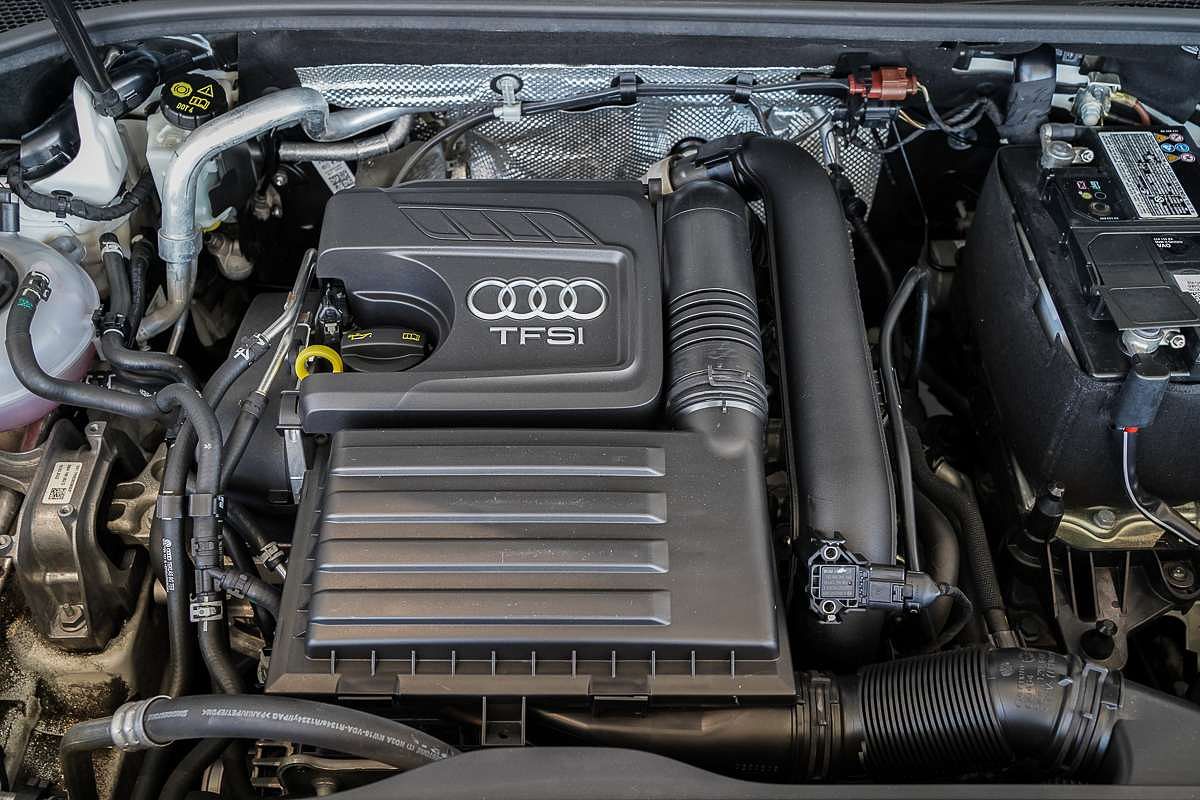 2022 Audi Q3 35 TFSI S line F3