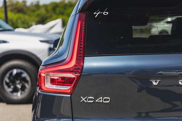 2021 Volvo XC40 T4 Inscription