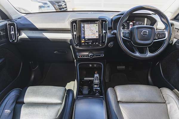 2021 Volvo XC40 T4 Inscription