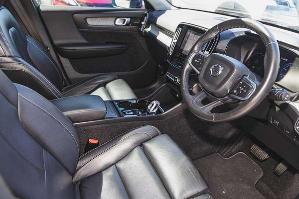 2021 Volvo XC40 T4 Inscription