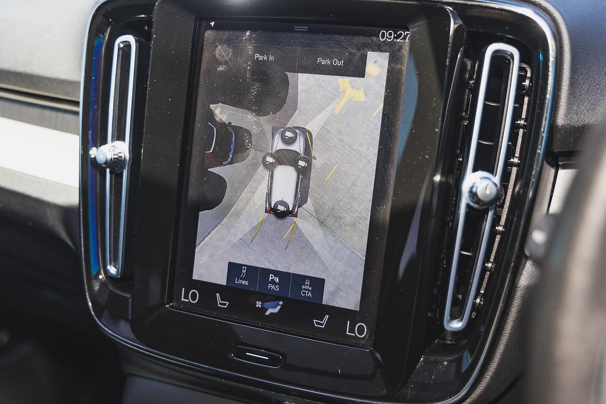 2021 Volvo XC40 T4 Inscription