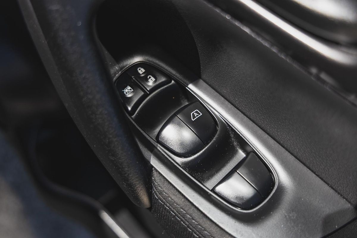 2014 Nissan QASHQAI ST J11