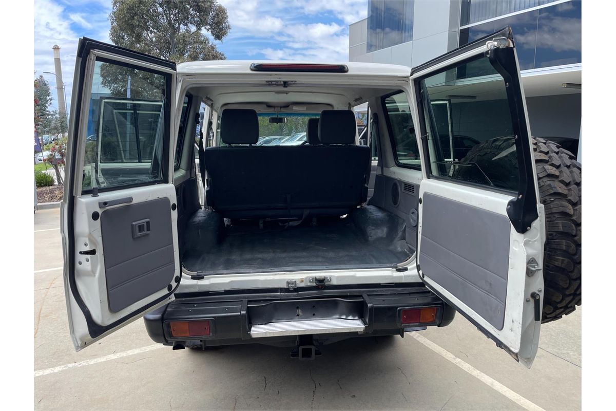2009 Toyota Landcruiser Workmate VDJ76R