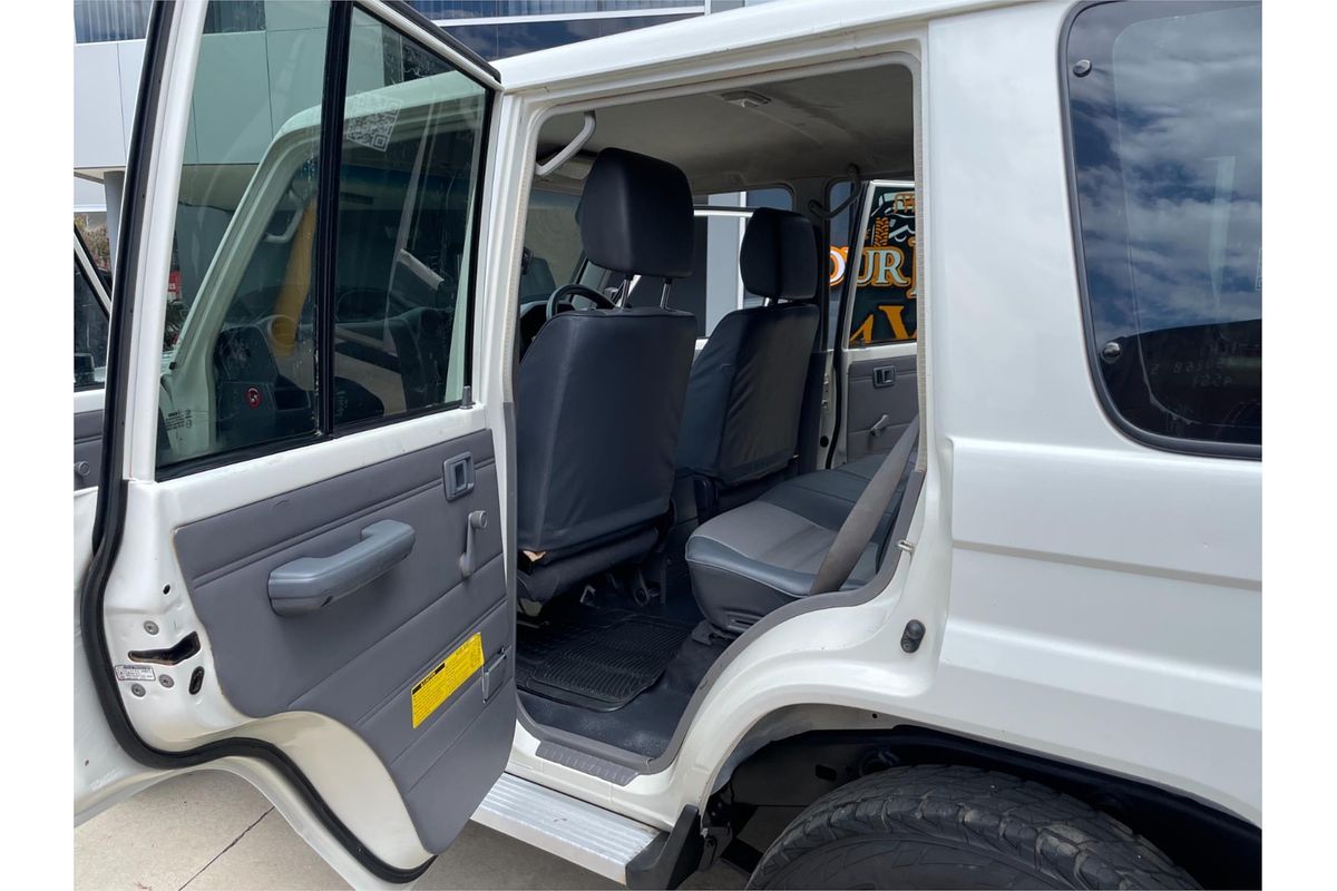 2009 Toyota Landcruiser Workmate VDJ76R