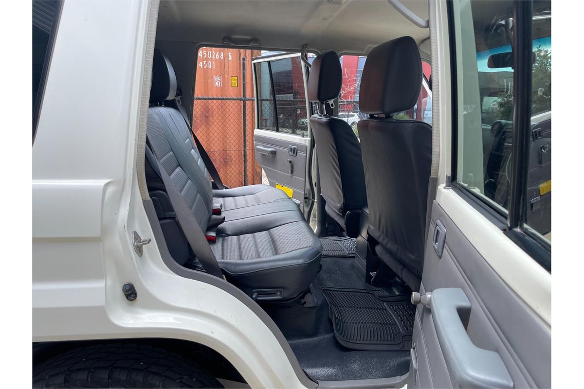 2009 Toyota Landcruiser Workmate VDJ76R