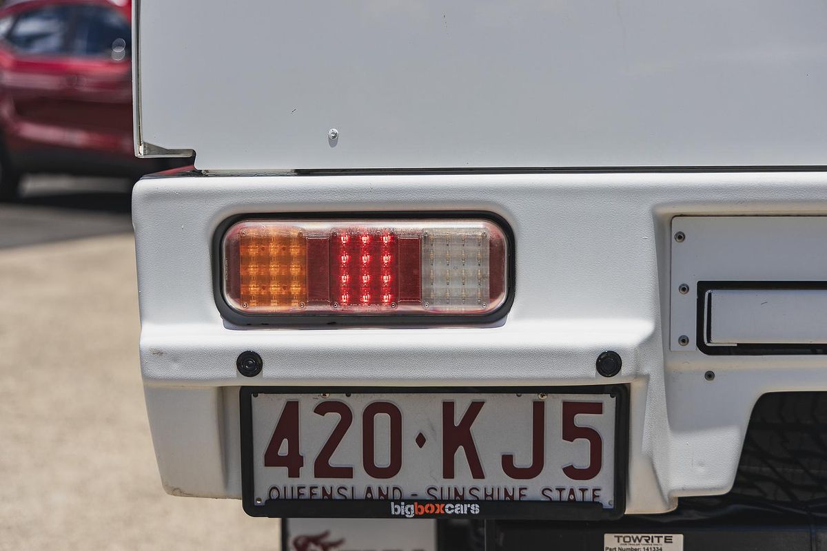 2018 Toyota Hilux SR GUN126R 4X4