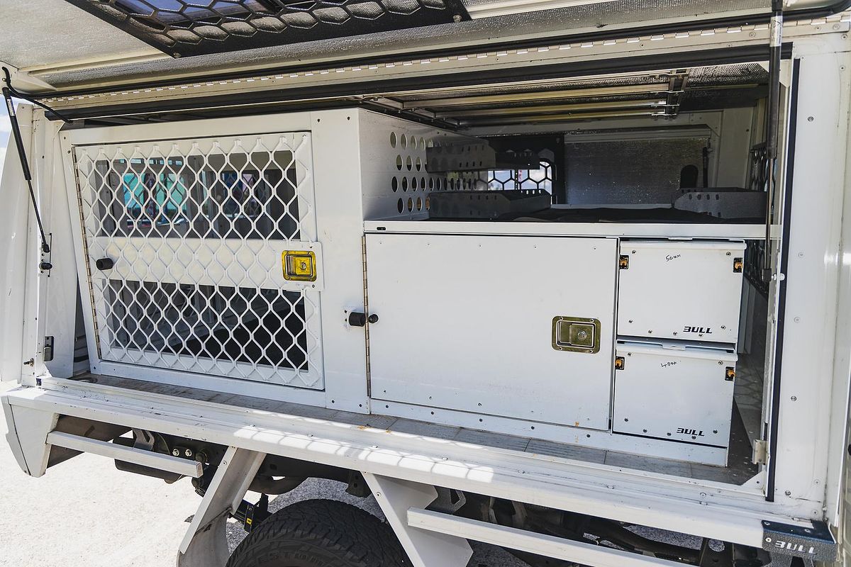 2018 Toyota Hilux SR GUN126R 4X4