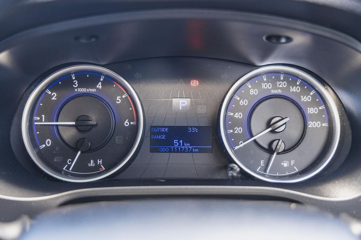 2018 Toyota Hilux SR GUN126R 4X4