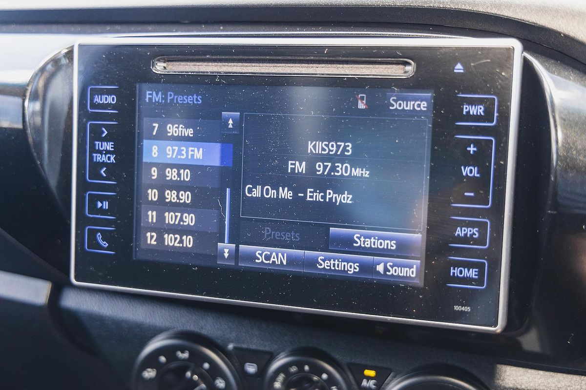 2018 Toyota Hilux SR GUN126R 4X4