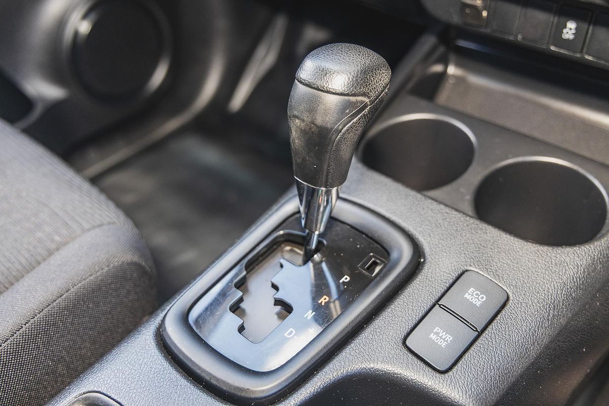 2018 Toyota Hilux SR GUN126R 4X4