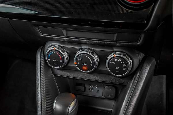 2025 Mazda 2 G15 Evolve DJ Series