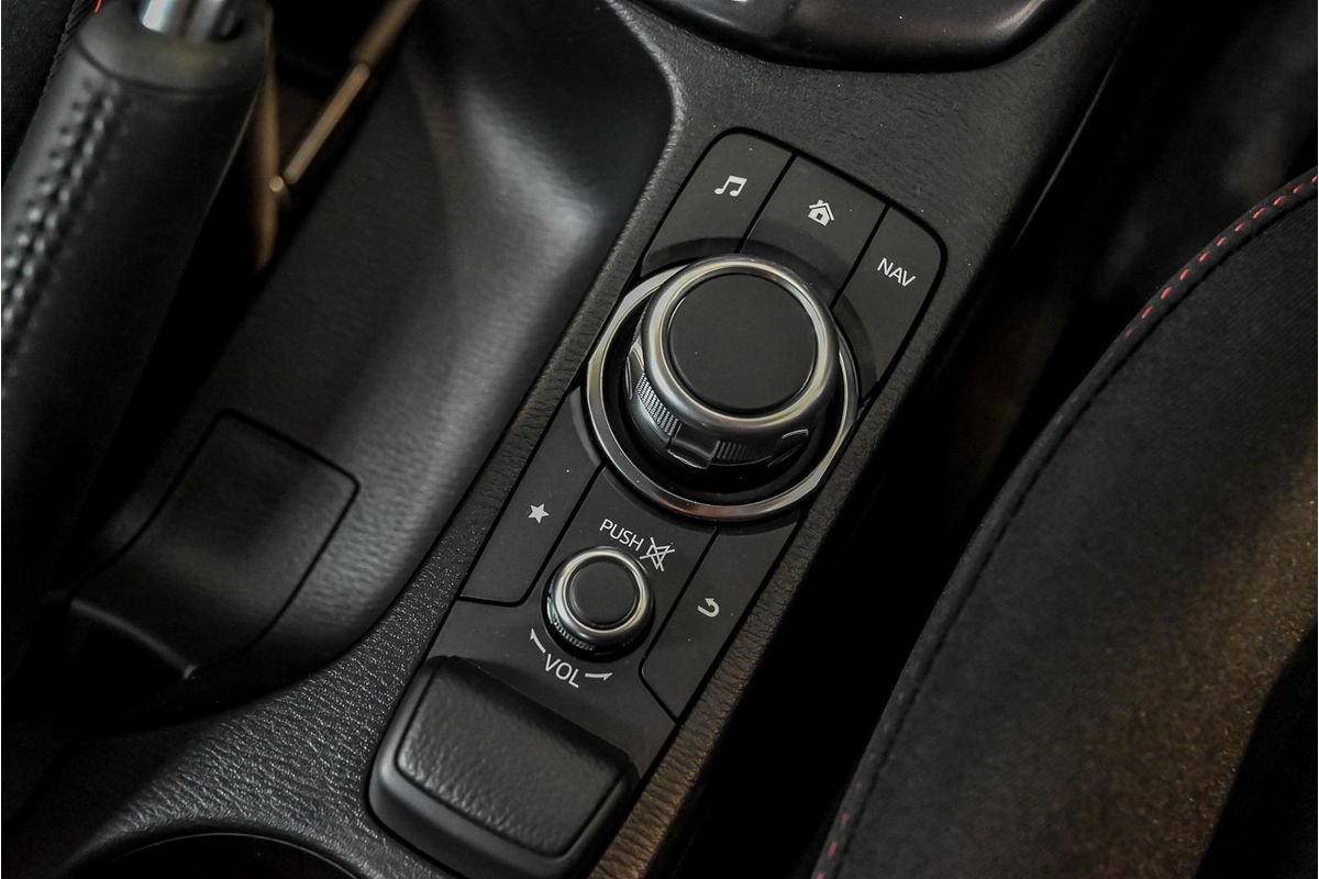 2025 Mazda 2 G15 Evolve DJ Series