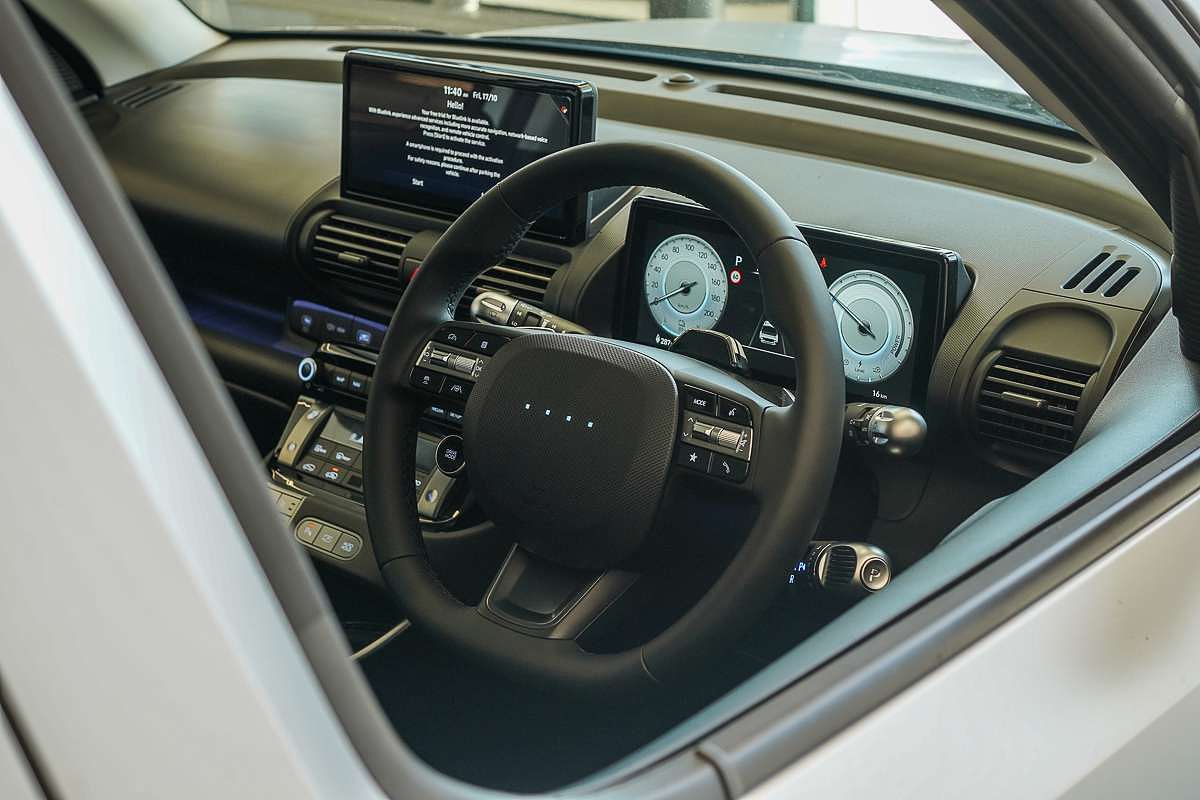 2025 Hyundai INSTER Cross AX.V1