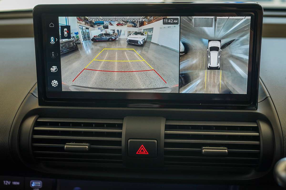 2025 Hyundai INSTER Cross AX.V1