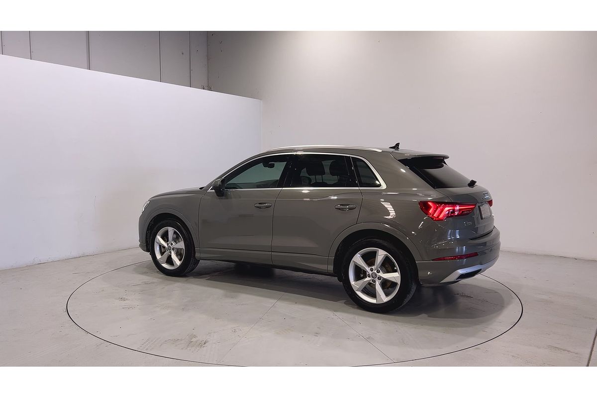 2020 Audi Q3 40 TFSI S line F3