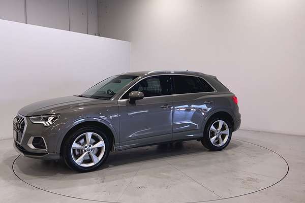 2020 Audi Q3 40 TFSI S line F3