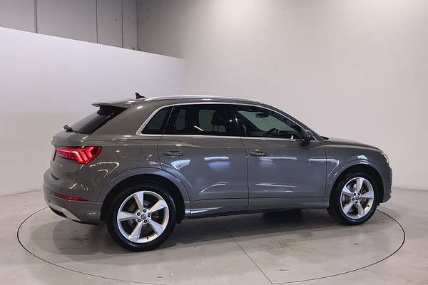 2020 Audi Q3 40 TFSI S line F3