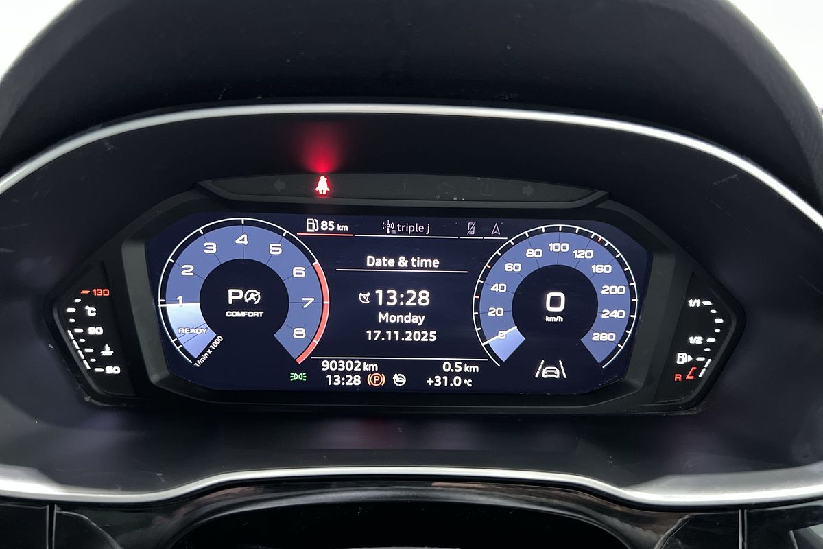 2020 Audi Q3 40 TFSI S line F3