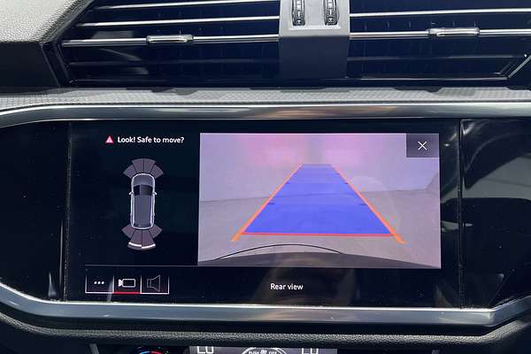 2020 Audi Q3 40 TFSI S line F3