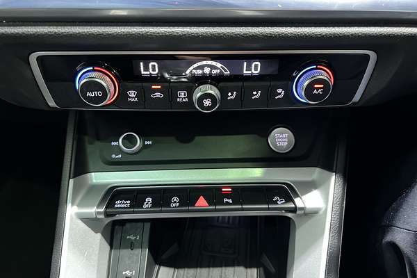 2020 Audi Q3 40 TFSI S line F3