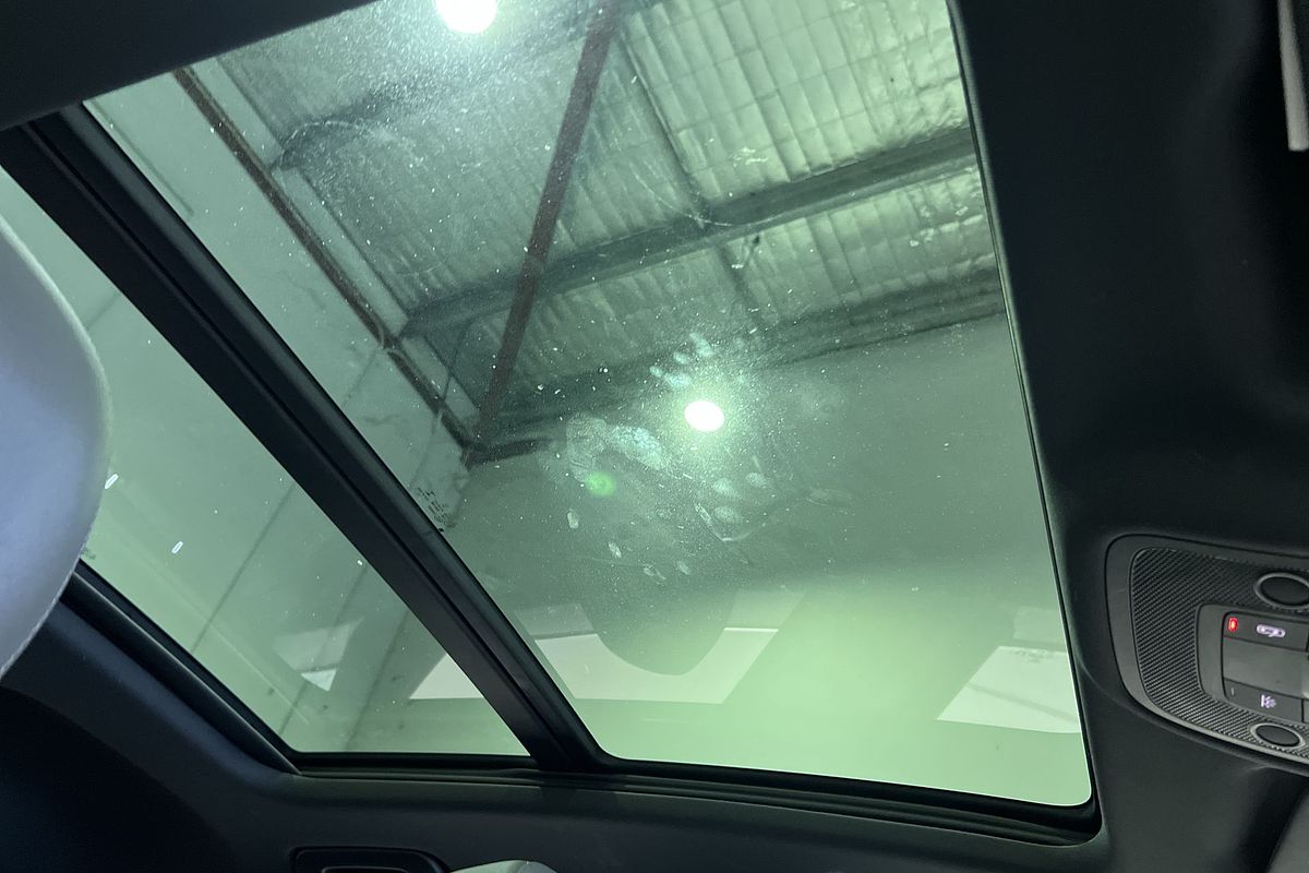 2020 Audi Q3 40 TFSI S line F3