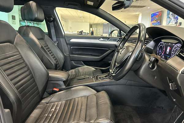 2018 Volkswagen Passat Alltrack Wolfsburg Edition B8