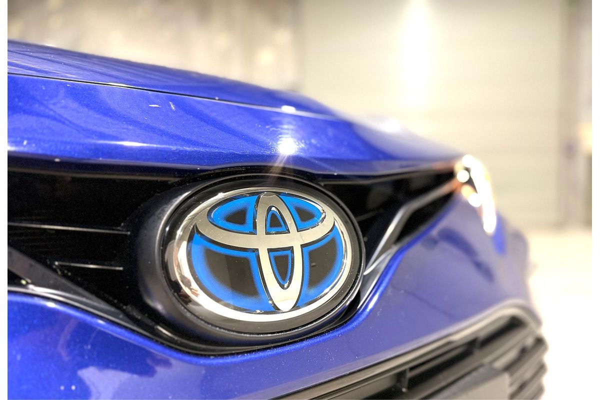 2023 Toyota Camry Ascent AXVH70R