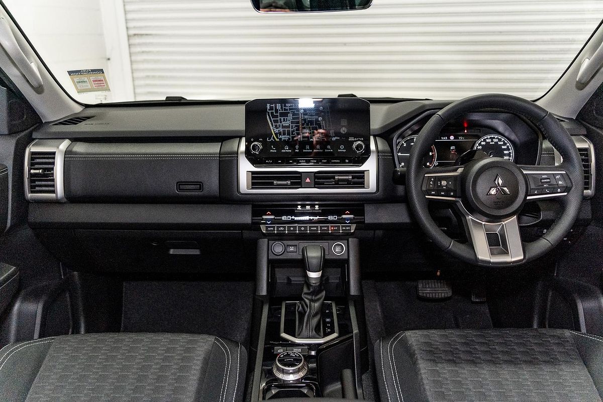 2024 Mitsubishi Triton GLS MV 4X4