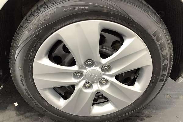 2017 Kia Cerato YD MY18