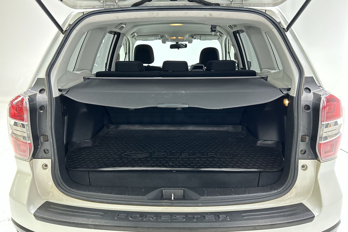 2013 Subaru Forester 2.5i-L S4