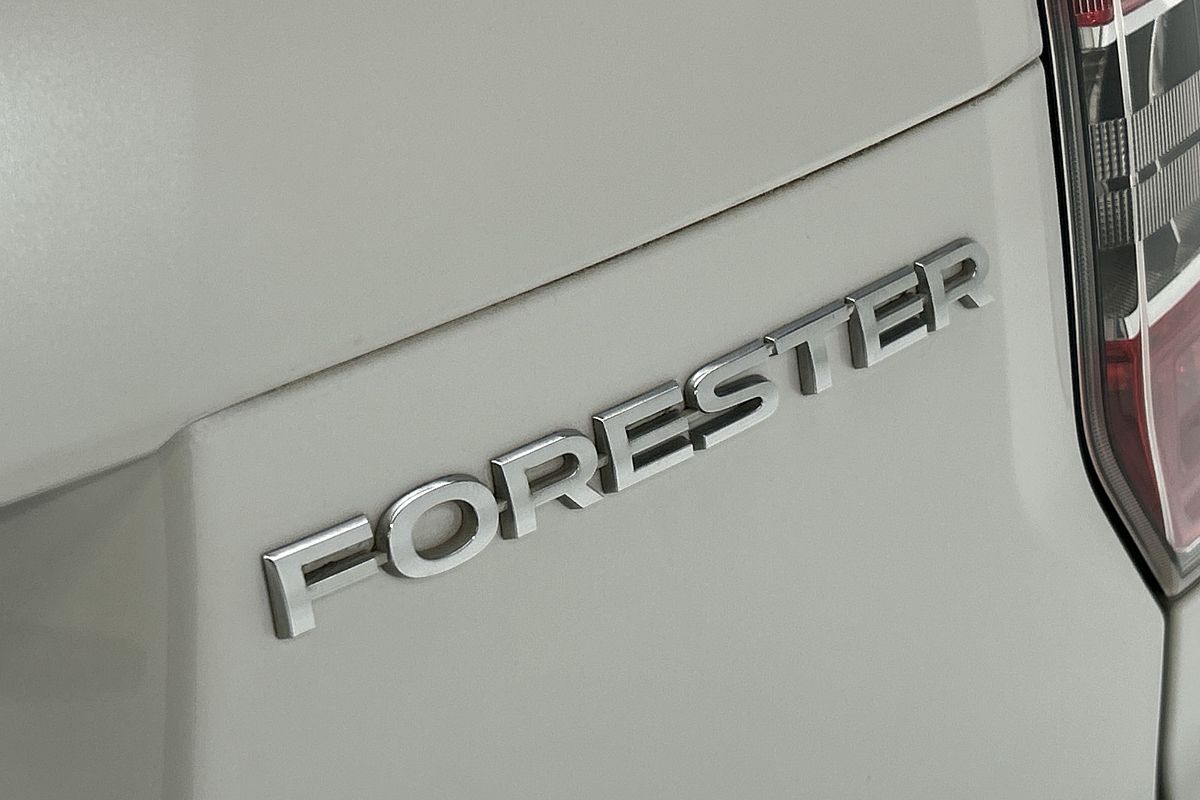 2013 Subaru Forester 2.5i-L S4