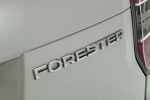 2013 Subaru Forester 2.5i-L S4