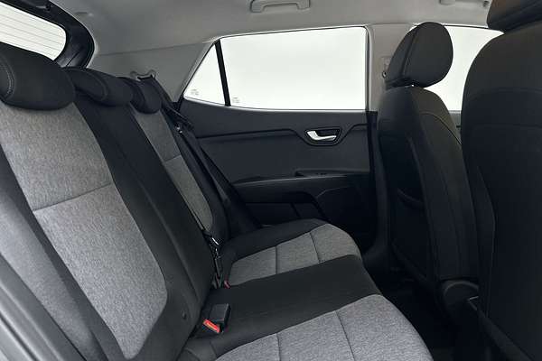 2024 Kia Stonic S YB