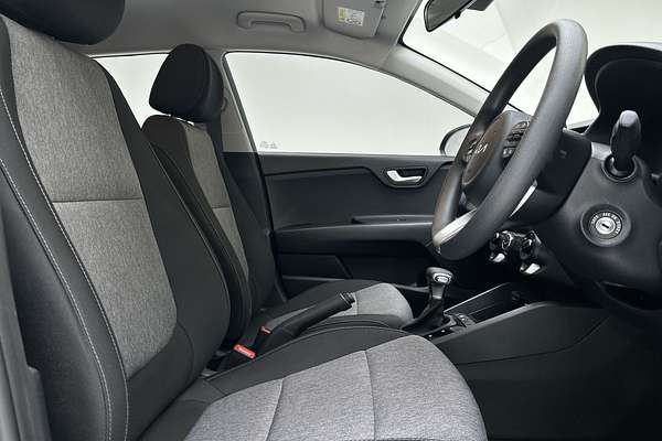 2024 Kia Stonic S YB